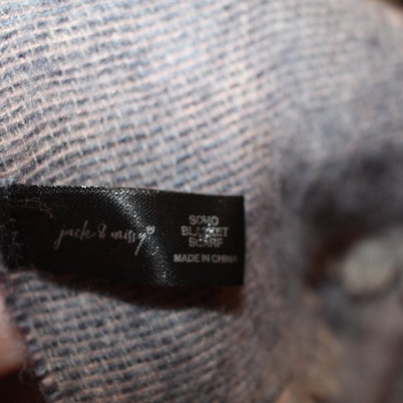 Jack and Missy Soho Blanket Scarf - Picture 7 of 8